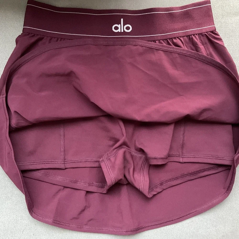 Alo Yoga Match Point Tennis Skirt Burgundy XS
